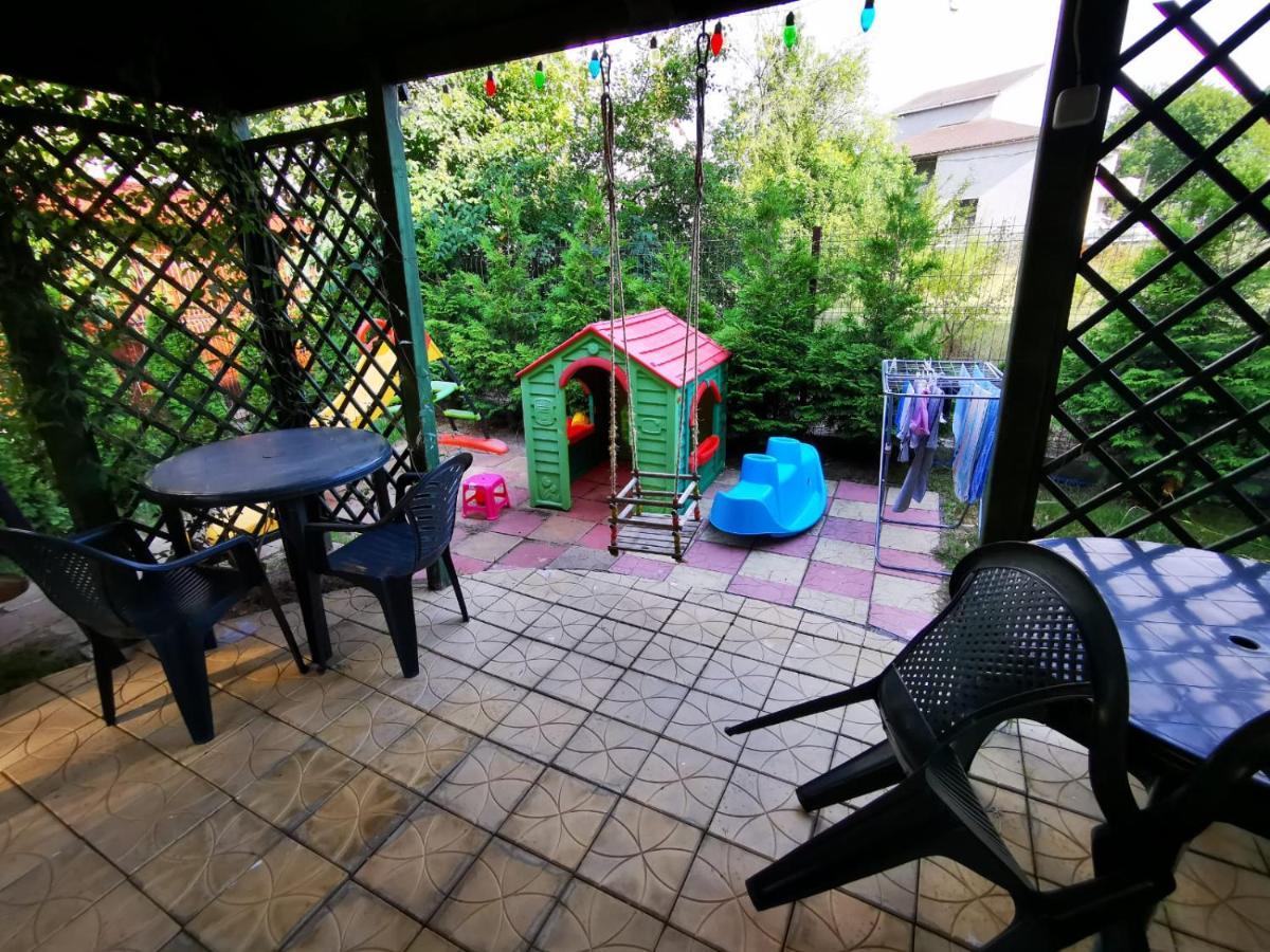 Vila Karla เอโฟริเอนอร์ด ภายนอก รูปภาพ
